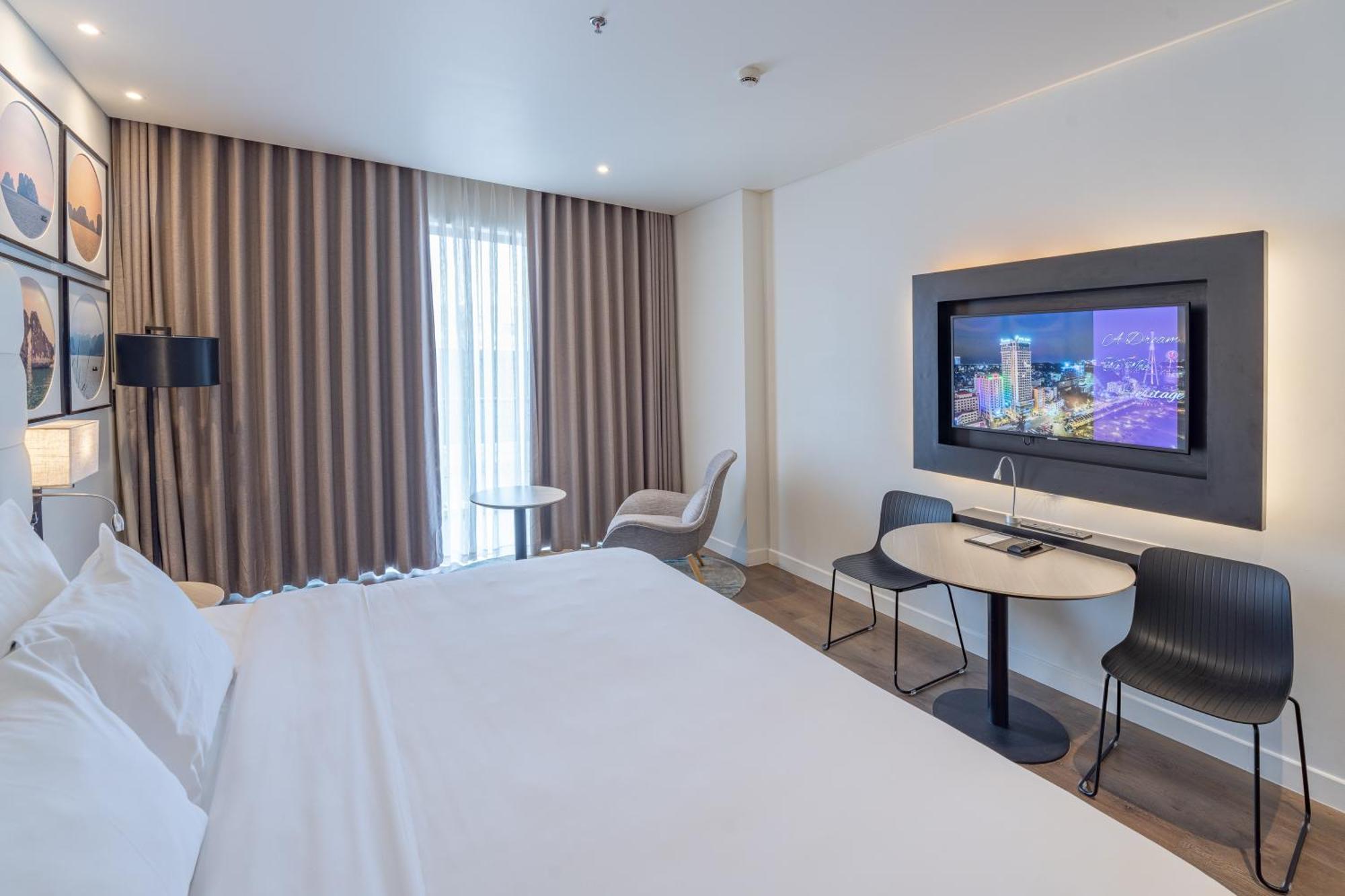 Hotel Soleil Ha Long, Trademark Collection By Wyndham Exterior photo